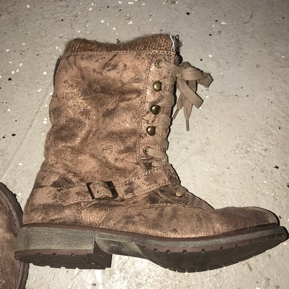 Roxy boots